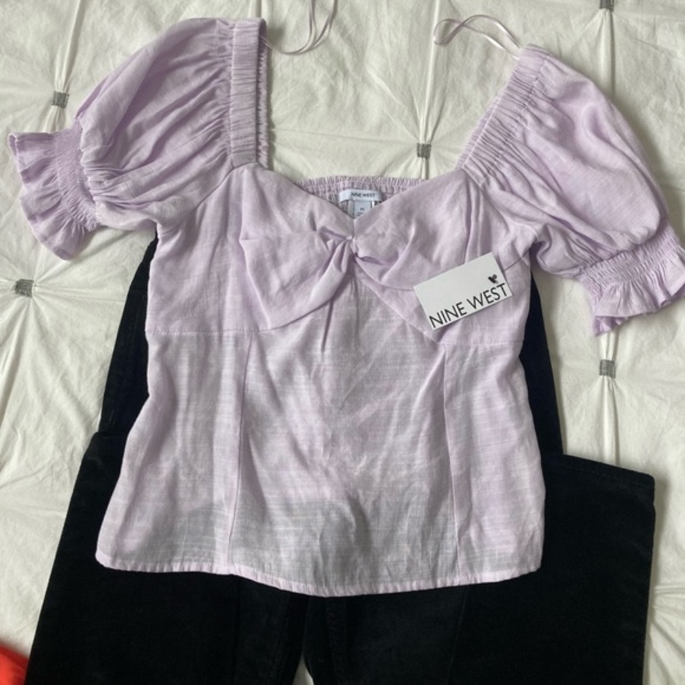 Nine West twist front top